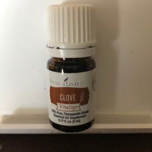 Young Living Clove Vitality Essential Oil